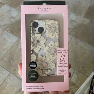 Kate Spade iPhone mini case. Sooo cute! I bought it and changed my phone.